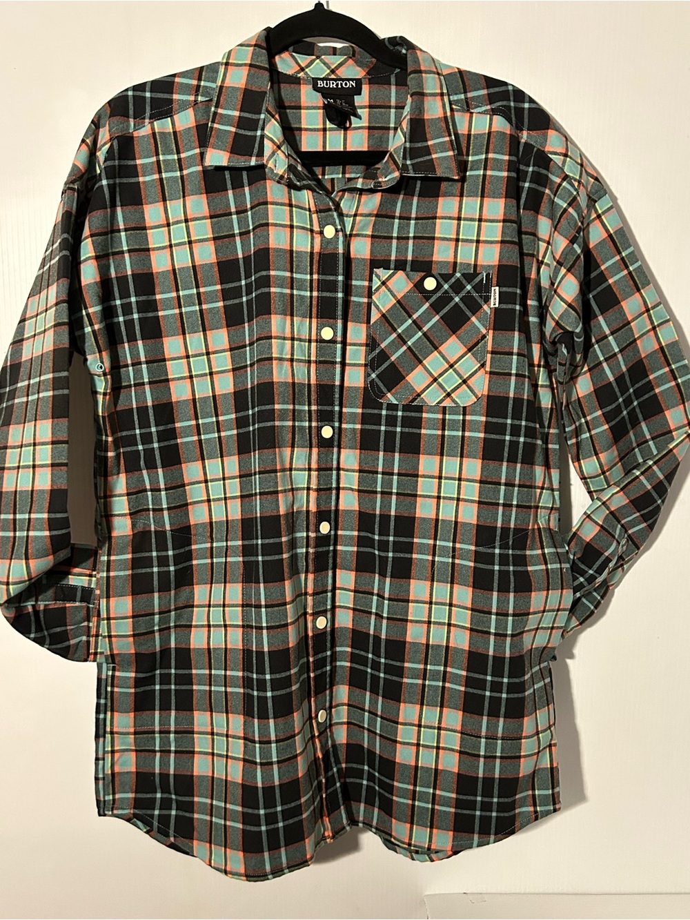 Burton snap front shirt shacket women’s medium